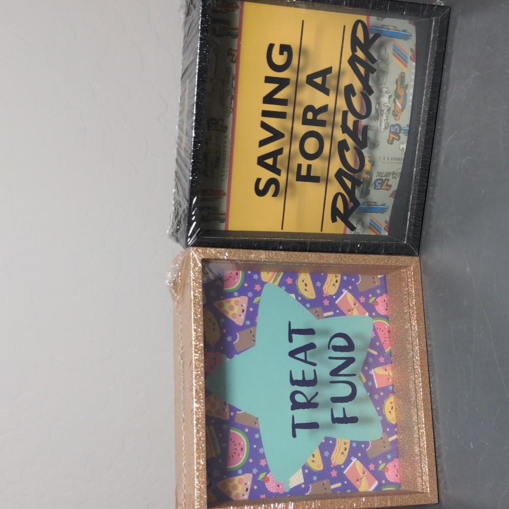 Set of two Banks
